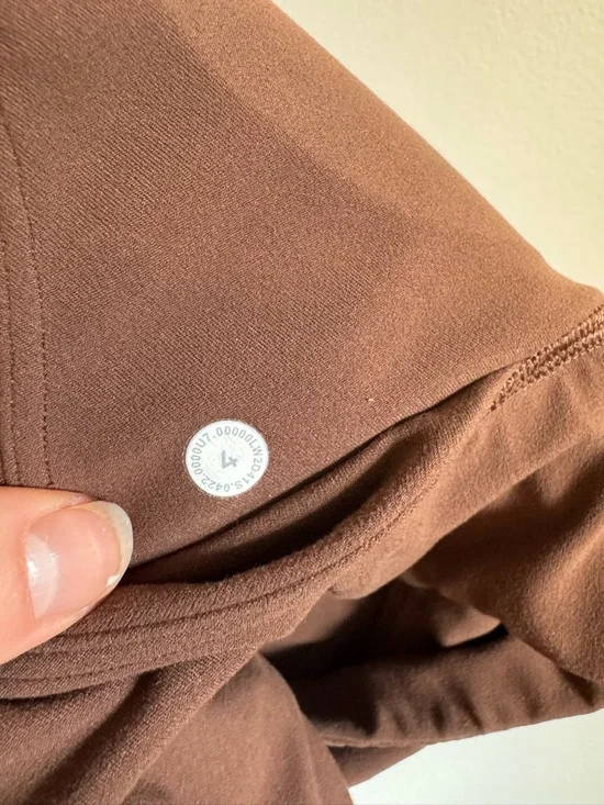 Lululemon Align Bra *C/D Cup
Java - Picture 5 of 7